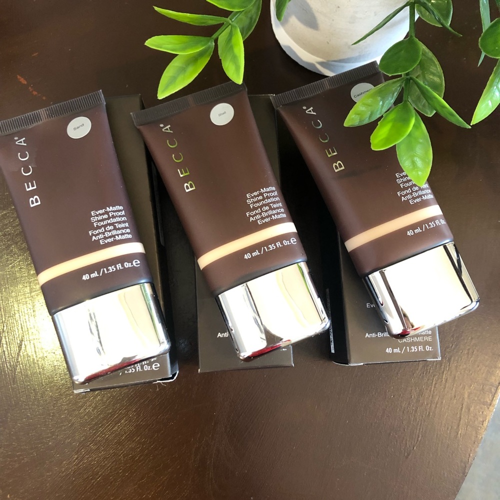 Becca Ever-matte shine proof foundation